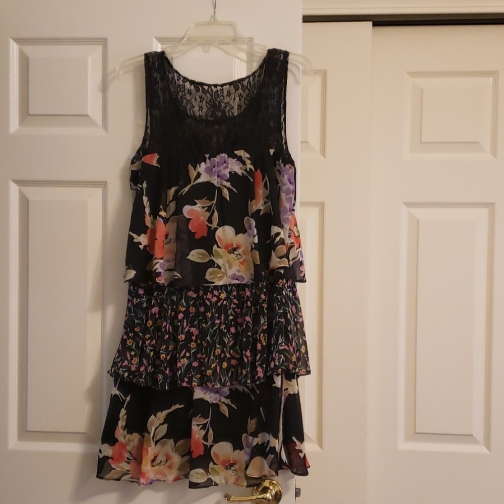 Floral ruffled dress